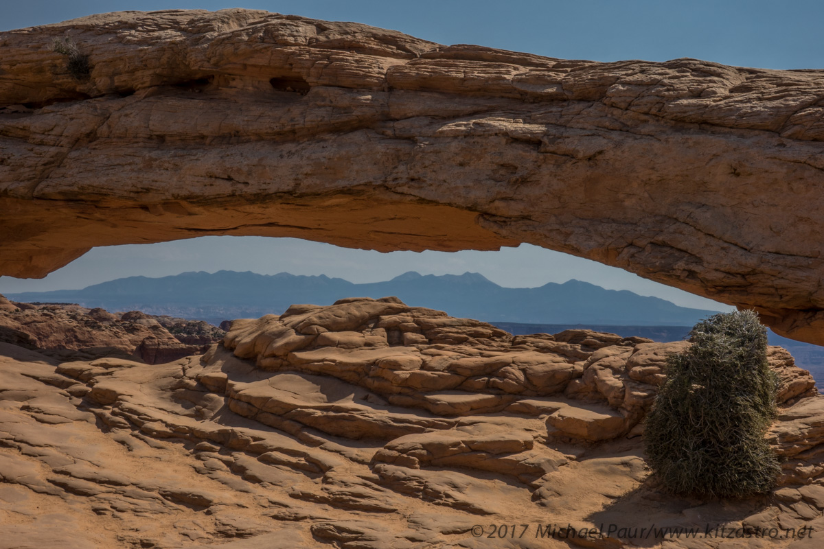 canyonlands mesa arch